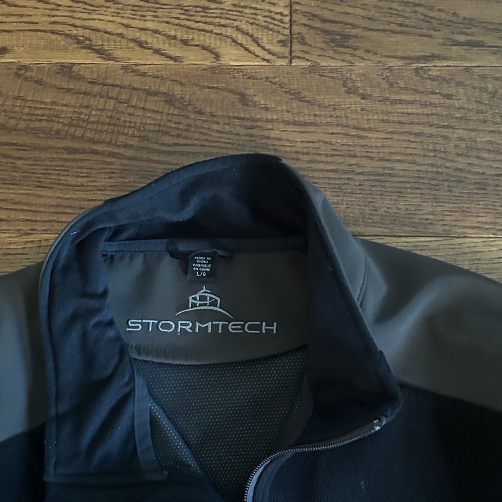 Men’s Stormtech jacket - Picture 2 of 5